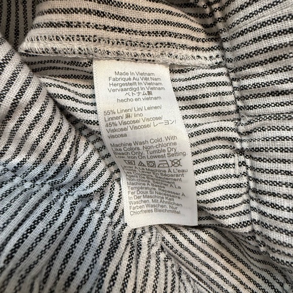 J Crew Factory women’s Linen blend pull on short black and white stripe Sz S NWT - Picture 9 of 13